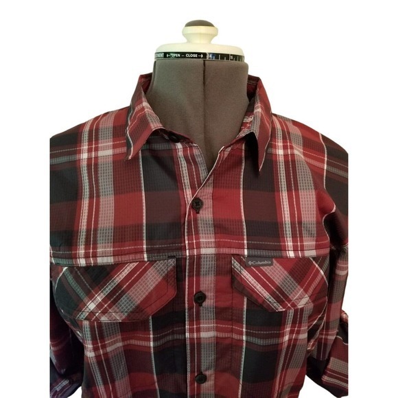Columbia Men's Shirt Plaid Multicolor Size‎ M, Length 29 in, Pit to Pit 23 in - Picture 7 of 9